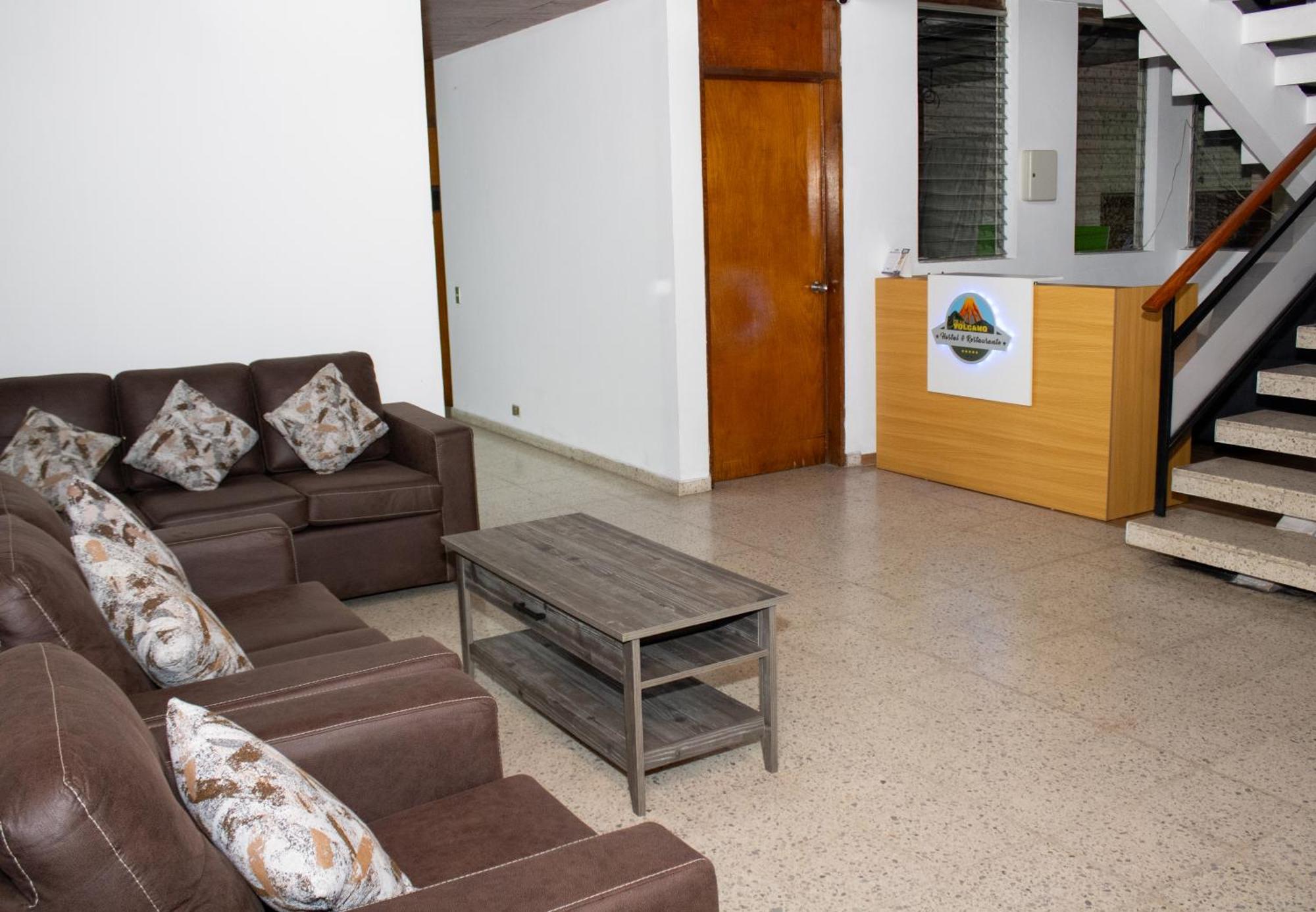 סאן סלבדור Volcano Hostal Y Restaurante מראה חיצוני תמונה