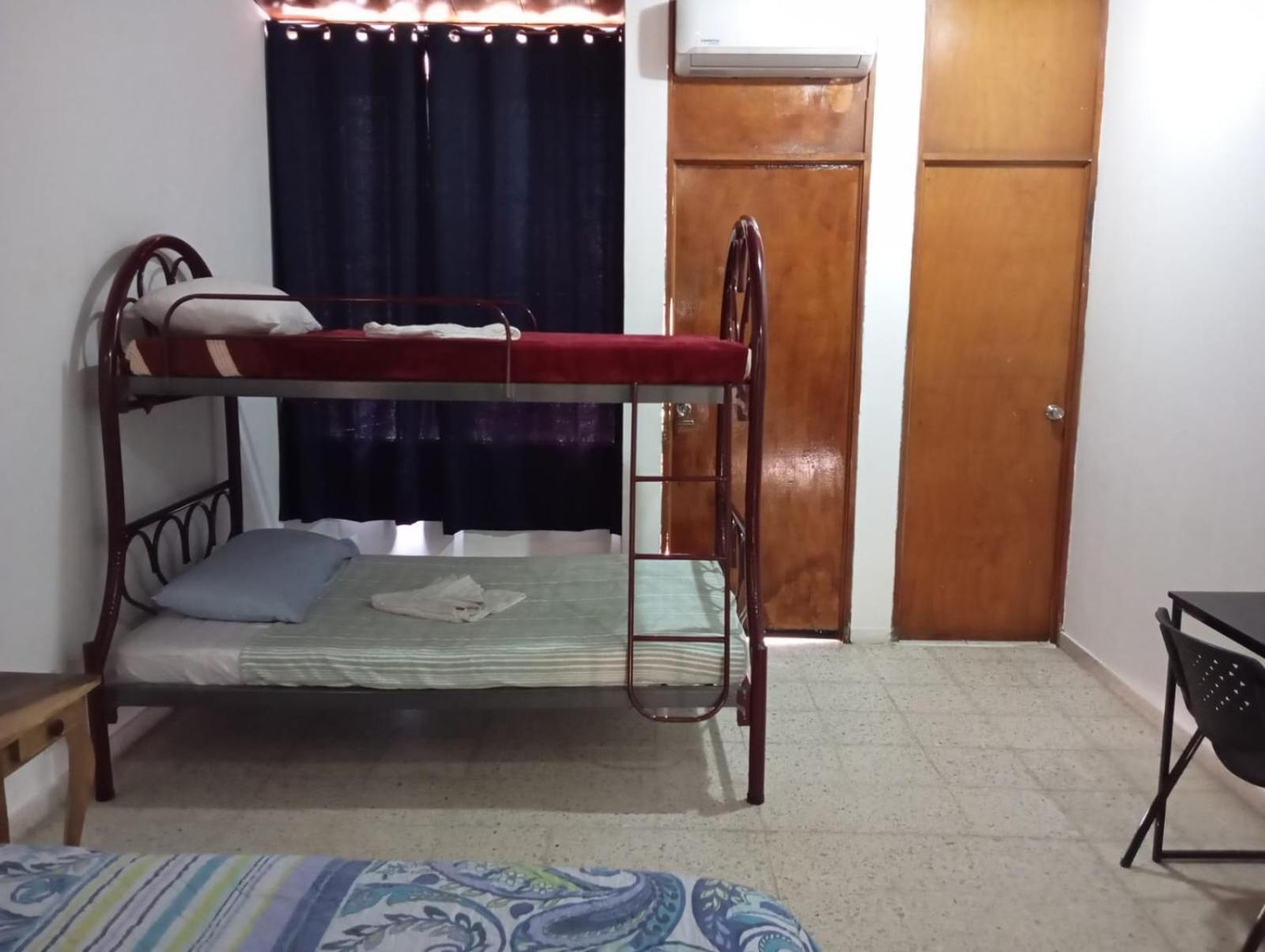 סאן סלבדור Volcano Hostal Y Restaurante מראה חיצוני תמונה