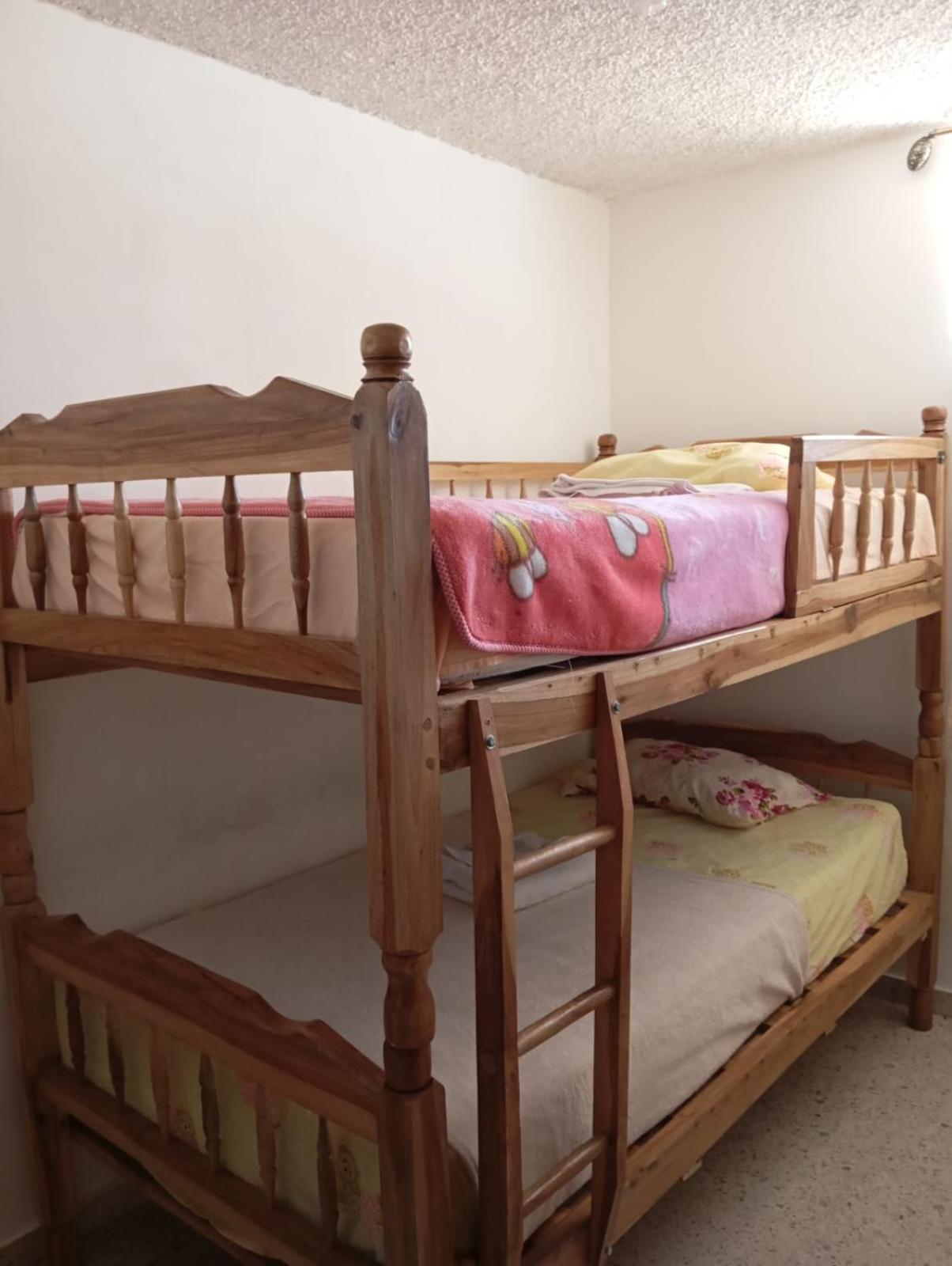 סאן סלבדור Volcano Hostal Y Restaurante מראה חיצוני תמונה